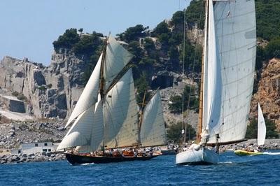 Vele Storiche Viareggio conferma la sua presenza al 27° Trofeo Accademia Navale di Livorno
