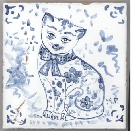 Ceramica e maiolica dipinta a mano: decoro gatti
