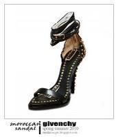 Givenchy Moroccan Sandal... nel guardaroba di Moda in Segni Givenchy Moroccan Sandal... nel guardaroba di Moda in Segni