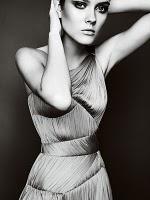 Atelier Versace Fall Winter 2010 2011 (with Monika Jagaciak) Atelier Versace Fall Winter 2010 2011 (with Monika Jagaciak)