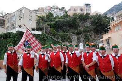 GEMELLAGGIO; Positano / Thurnau. La danza dei Bottai