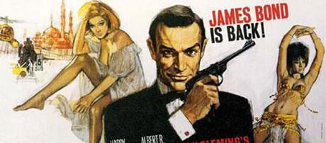 Raccolta 29 poster, vecchi e nuovi, dedicati ai film di James Bond