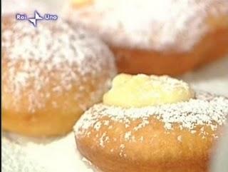 BOMBOLONI ALLA CREMA