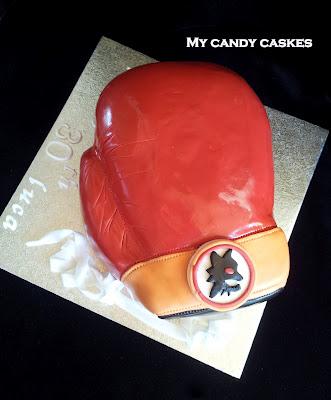 Boxing glove cake - Torta guantone da boxe