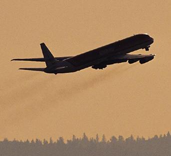 Volo Meridiana Firenze Cagliari: allarme odore di bruciato