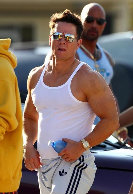 Muscoli da paura per Mark Wahlberg e Dwayne Johnson sul set di Pain and Gain di Michael Bay