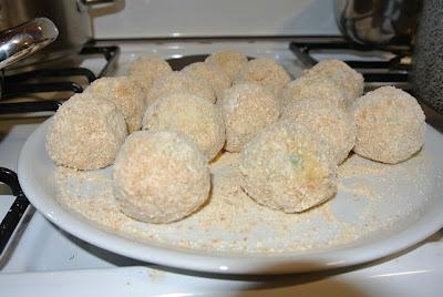 Crocchette di patate, fave e pecorino Crocchette di patate, fave e pecorino
