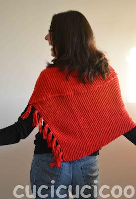 da sciarpa a poncho - from scarf to poncho