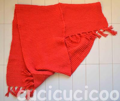 da sciarpa a poncho - from scarf to poncho