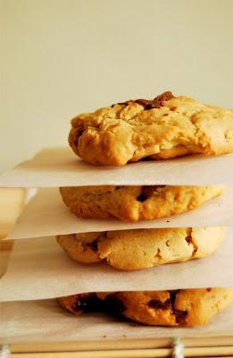 Soft and Chewy Chocolate Chip Cookies