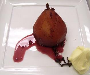 Ricetta delle pere glassate al vino Ricetta delle pere glassate al vino