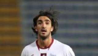 Arresto cardiaco per Morosini, calciatore del Livorno, in campo: il terribile video