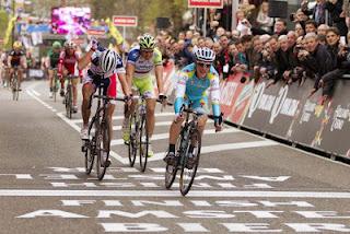 Ciclismo, Amstel Gold Race: finalmente il digiuno si è Gasparotto!