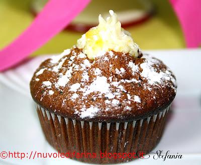 Muffin alla marmellata di mandarino tardivo e semi di papavero,  ripieni di marmelade-cream frosting