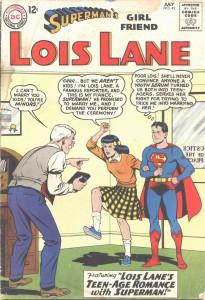 ESSENTIAL 11: Marco Arnaudo e gli essential moments in superhero comics