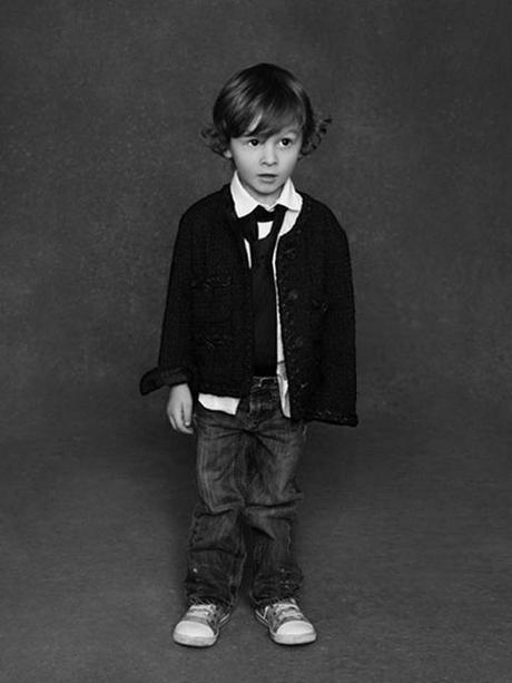 La petite veste noire // Il classico senza tempo della giacca in tweed rivive grazie a Karl Lagerfeld e Carine Roitfeld
