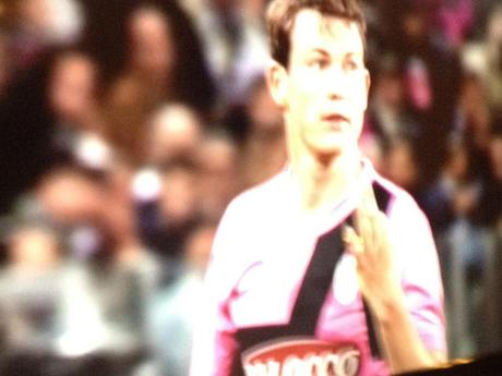 FOTO – DOPO LA MANITA DI 4 DI TOTTI AGLI JUVENTINI ORA C’E’ LA VENDETTA DI LICHTSTEINER..VISIONATE