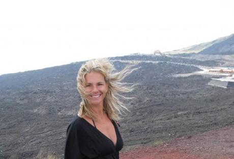 Ritrovata a Palermo Loretta Mansueto, la donna scomparsa da Rozzano l'11 aprile. Non sa spiegare il suo gesto, appare confusa Ritrovata a Palermo Loretta Mansueto, la donna scomparsa da Rozzano l'11 aprile. Non sa spiegare il suo gesto, appare confusa