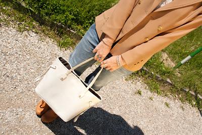 Just an Ordinary Day Just an Ordinary Day