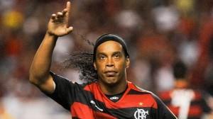 VIDEO – Clamoroso il gol mangiato da Ronaldinho!