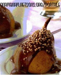 Pere cotte con crema alla nocciole