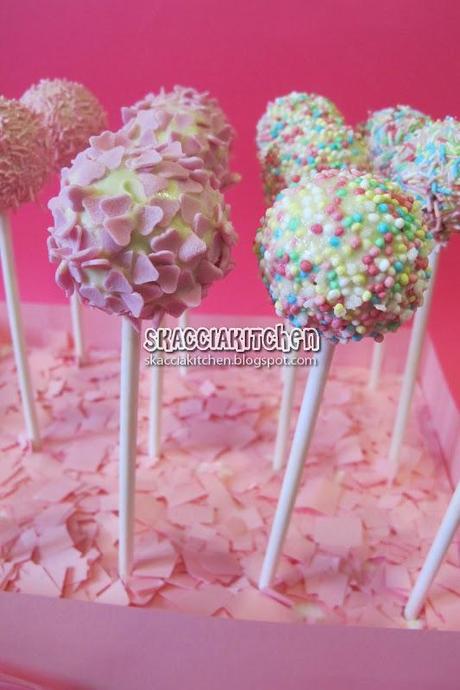 Pink Cake Pops