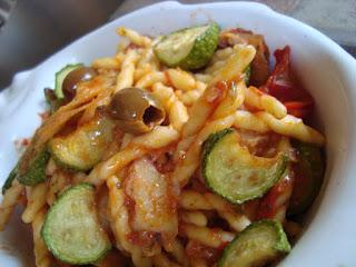 Trofie con stoccafisso e zucchine. Trofie con stoccafisso e zucchine.