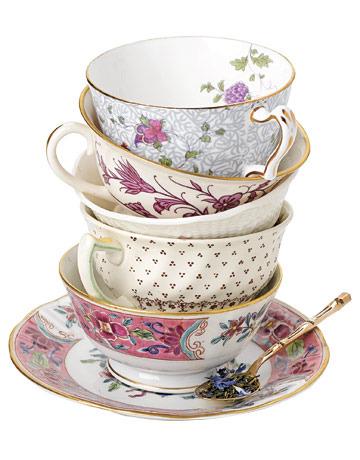 Il tè: storia, tradizione e curiosità della bevanda nazionale victorian
