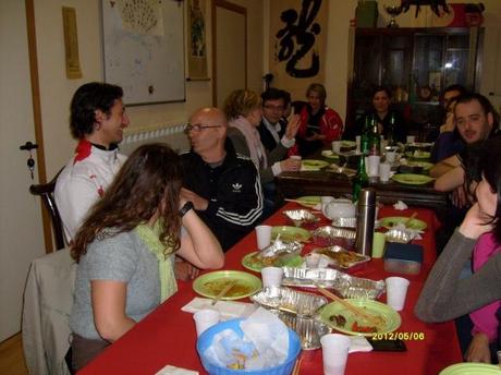 tutti di buon umore a pausa pranzo con la cucina dei 5 elementi