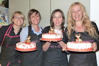Indovina chi viene al corso di cake design?!? un post speciale per una partecipante speciale..... Paoletta!