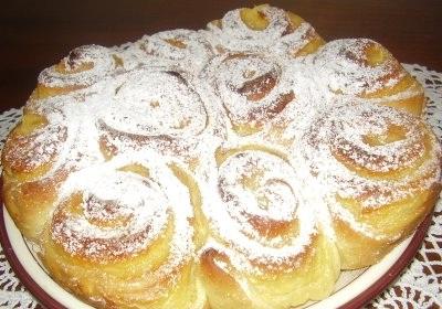 Una bellissima e buonissima torta alle rose