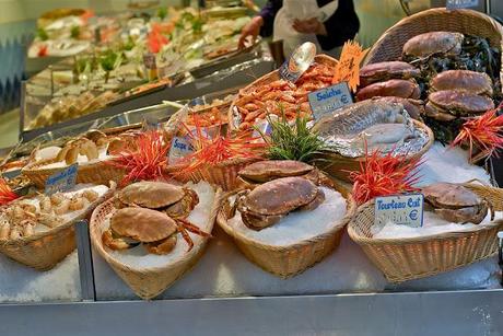 Rue Mouffetard - the great food market in Latin Quarter, Paris