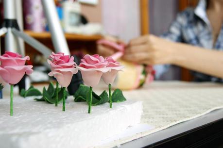 Vasetto in pasta di mais - maize dough roses vase