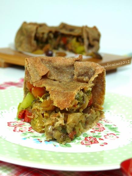 Torta salata integrale con Caponata di melanzane light