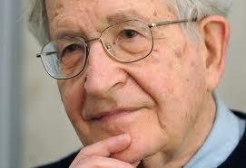 Le dieci regole per il controllo sociale di Noam Chomsky