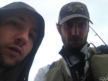 Io e Pietro che facciamo bruttissimo Cheppie a manetta sul Taro