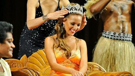 Torika Watters durante l'incoronazione di Miss World Fiji