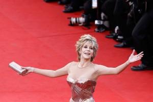 jane fonda 650x435 300x200 Cannes: il primo red carpet è tutto per Jane Fonda e Tilda Swinton   vetrina star news 