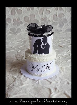 MINI WEDDING CAKE PASTA SINTETICA MINI WEDDING CAKE PASTA SINTETICA