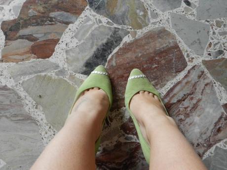 indossate DIY shoes – glitter and shine!