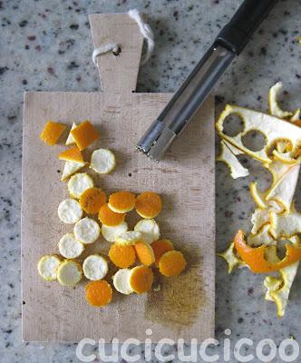 collane di arance - orange necklaces