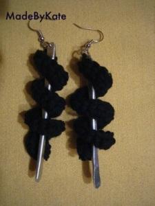 Orecchini uncinetto e alluminio [Crochet and aluminium earrings]