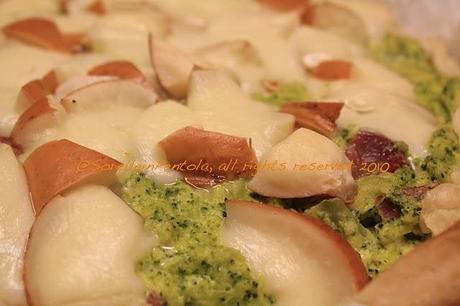 Gateau di broccoli, soppressata e provola affumicata. Gateau di broccoli, soppressata e provola affumicata.