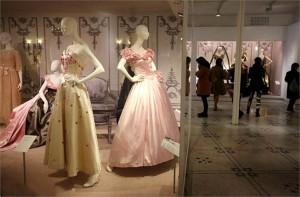 mostra Ballgowns ABITI DA FAVOLA IN MOSTRA A LONDRA