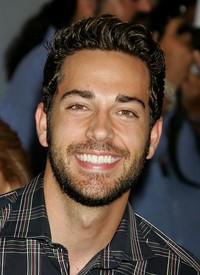 Cambio nel cast del prossimo Thor 2 - Zachary Levi sostituirà Josh Dallas nel ruolo di Fandral