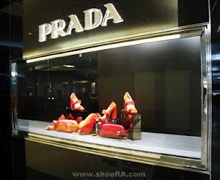 Nuovo negozio Prada a Dubai.
