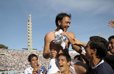 Recoba con un gran gol regala il titolo al Nacional di Montevideo (VIDEO)