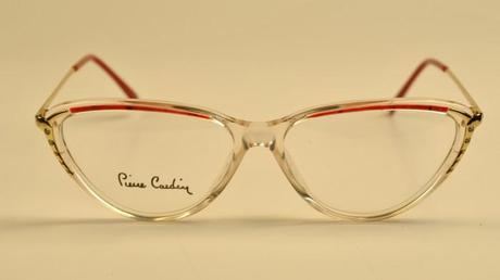 glasses_and_vintage