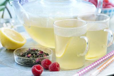 Come fare tè ed infusi freddi Come fare tè ed infusi freddi