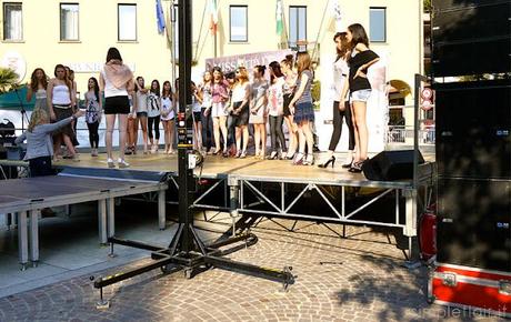 CON MISS ITALIA ALLE SELEZIONI REGIONALI DI VAREDO CON MISS ITALIA ALLE SELEZIONI REGIONALI DI VAREDO